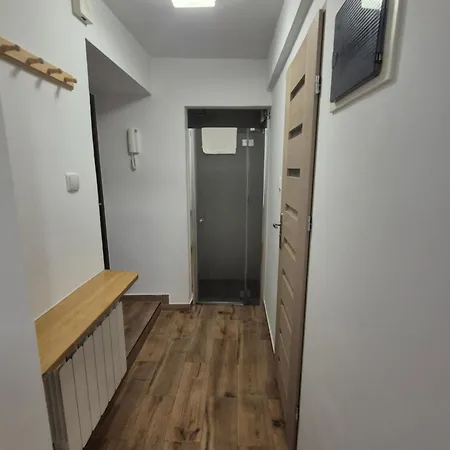 Lullaby-Peaceful And Relaxing Studio *