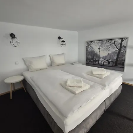 Silent Garncarska Apartment *